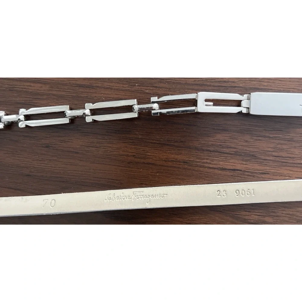 Ferragamo Luxury Leather Silver Chain Link Belt Ivory Pearlized Skinny S Italy
